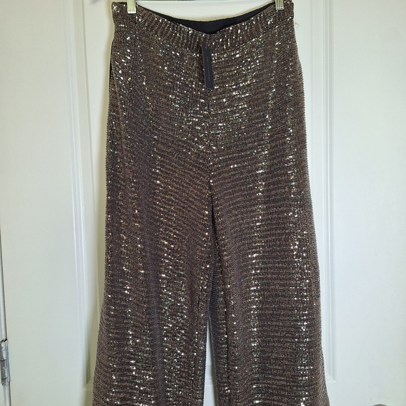 Natori Pants - Natori Black and Gold Sequin Top